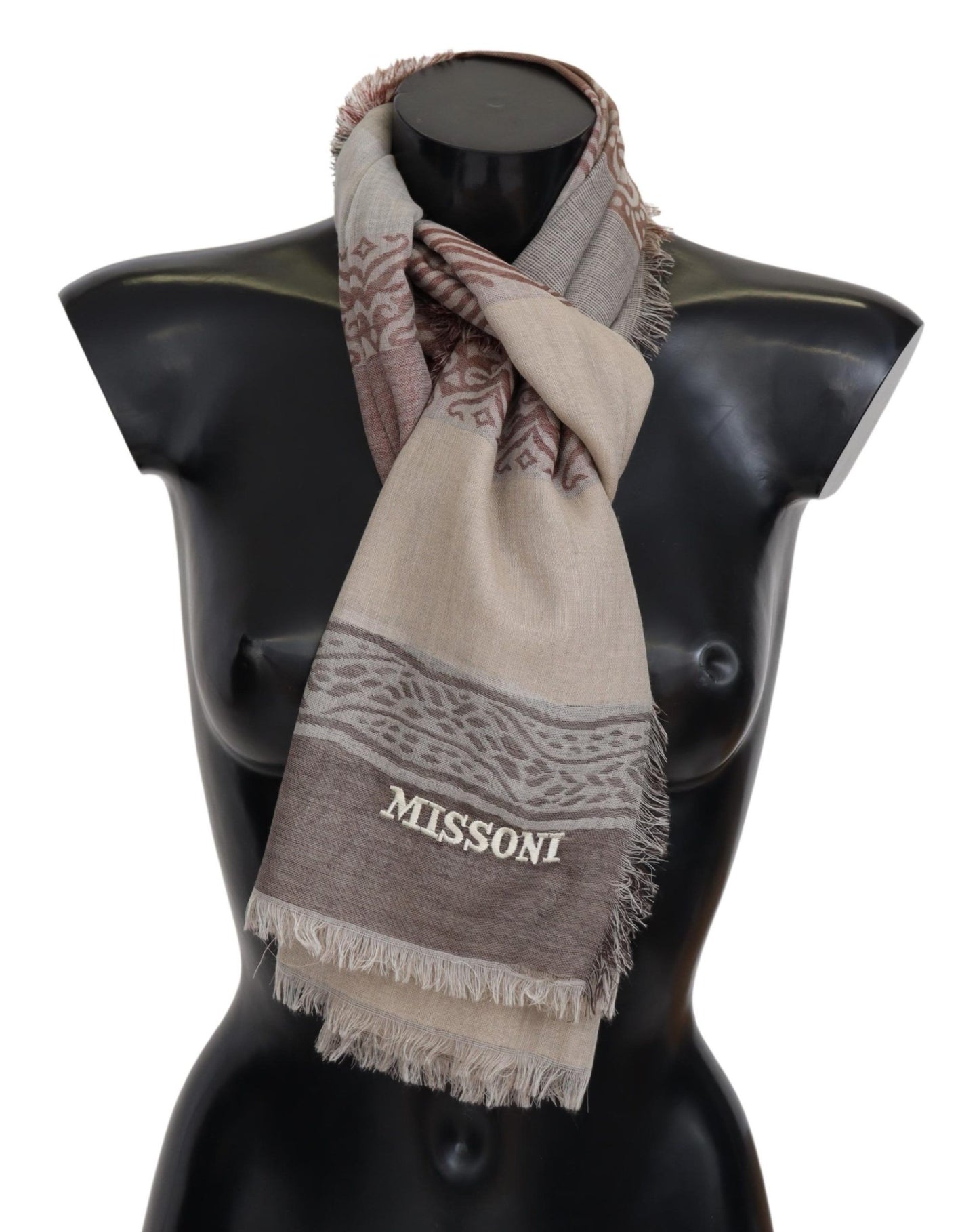 Missoni Elegant Wool Scarf with Signature Pattern