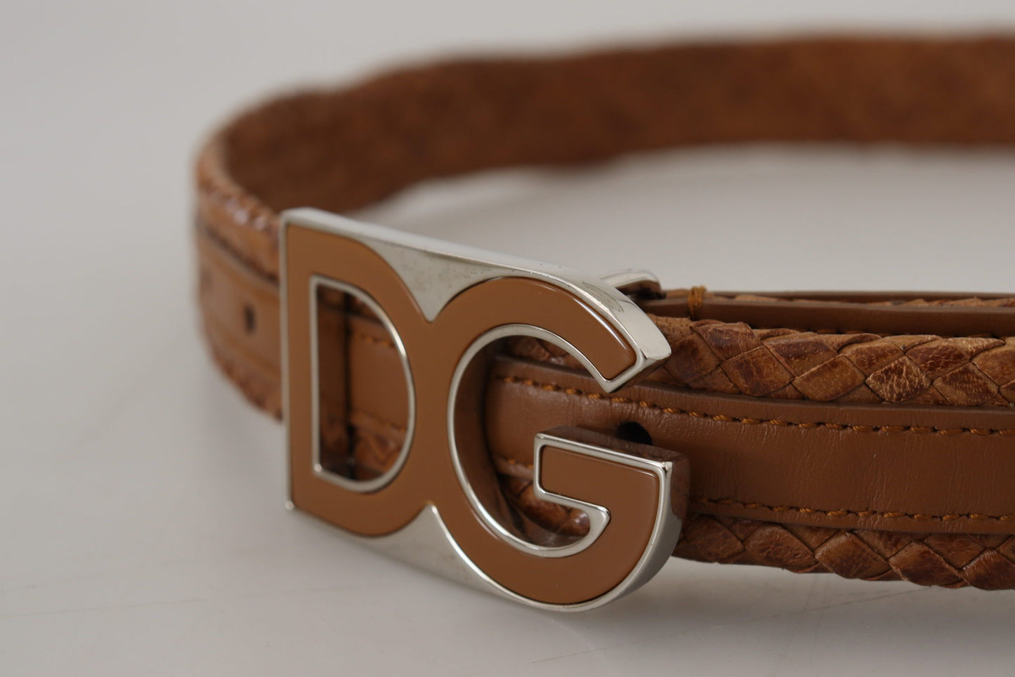 Dolce & Gabbana Elegant Leather Belt with Signature Buckle