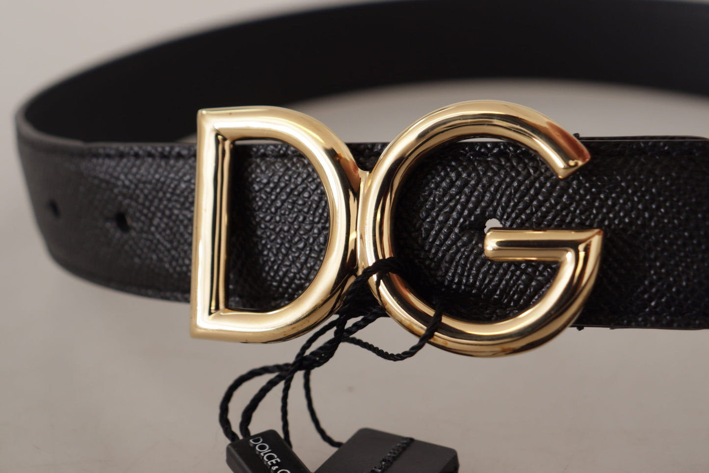 Dolce & Gabbana Elegant Leather Belt with Engraved Buckle