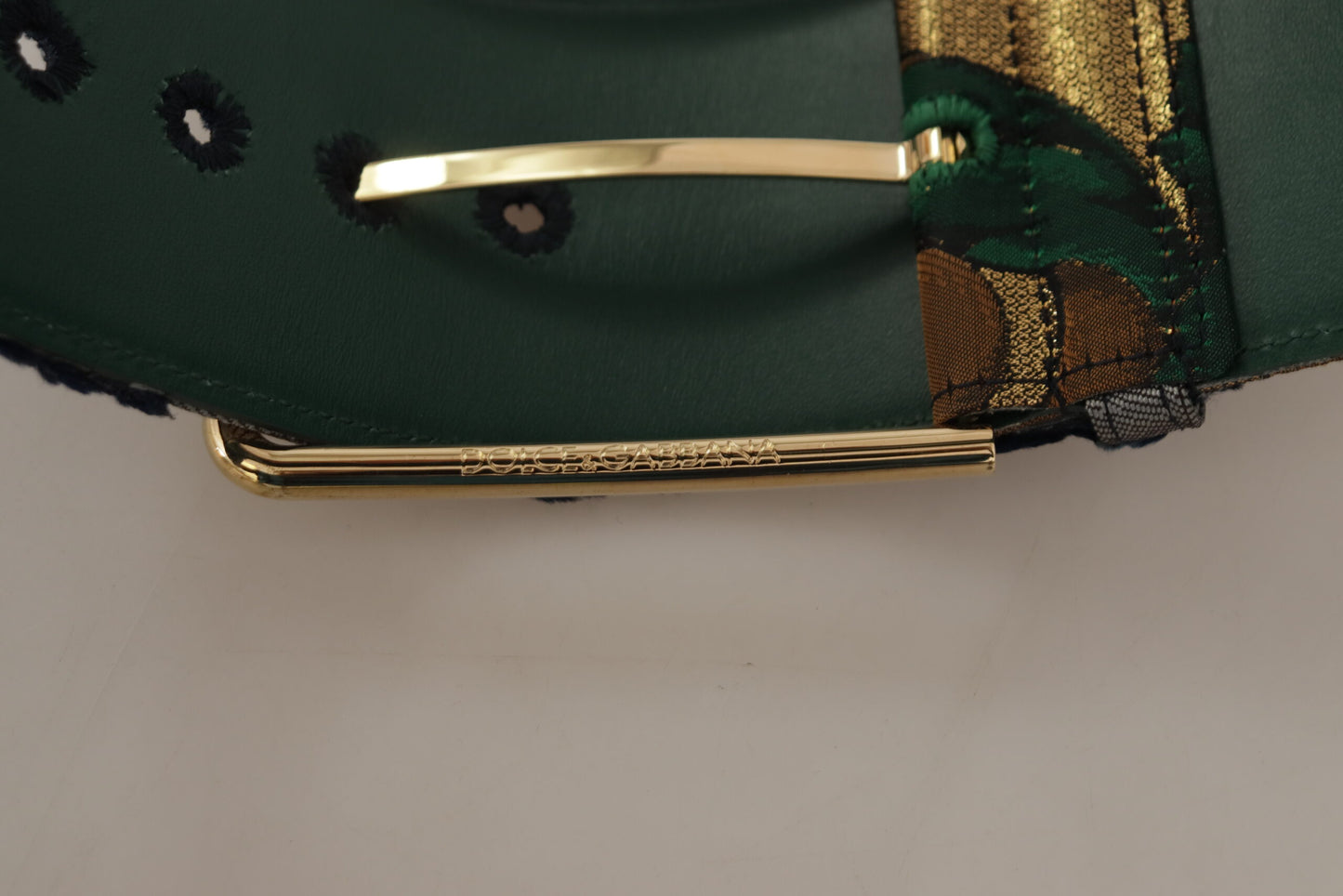 Dolce & Gabbana Elegant Green Leather Belt with Logo Buckle