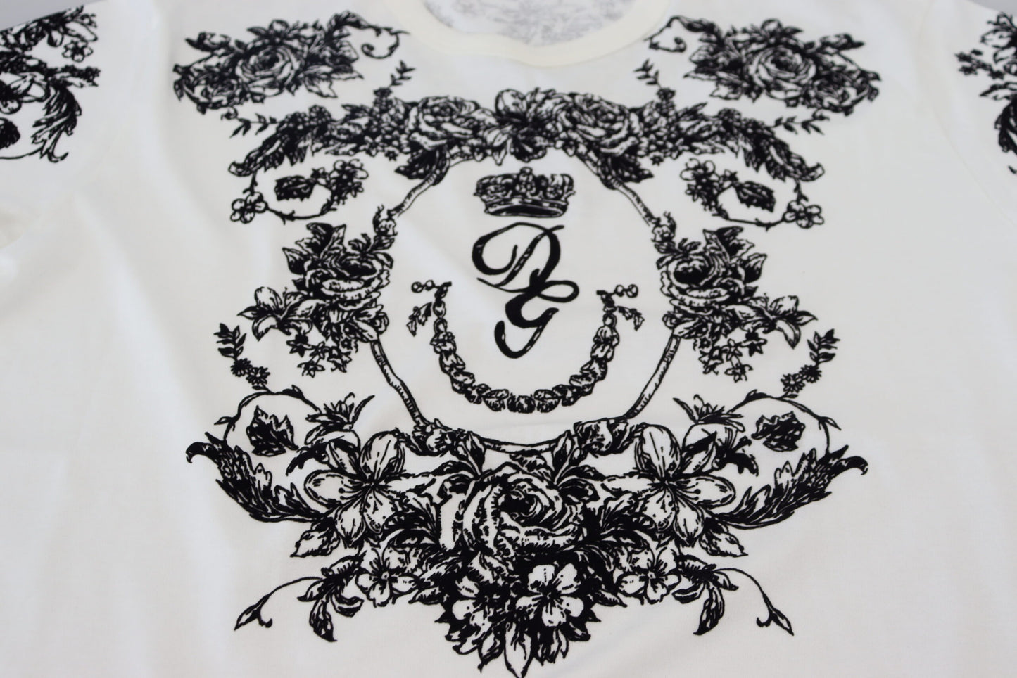 Dolce & Gabbana Elegant White Crew Neck Cotton Tee