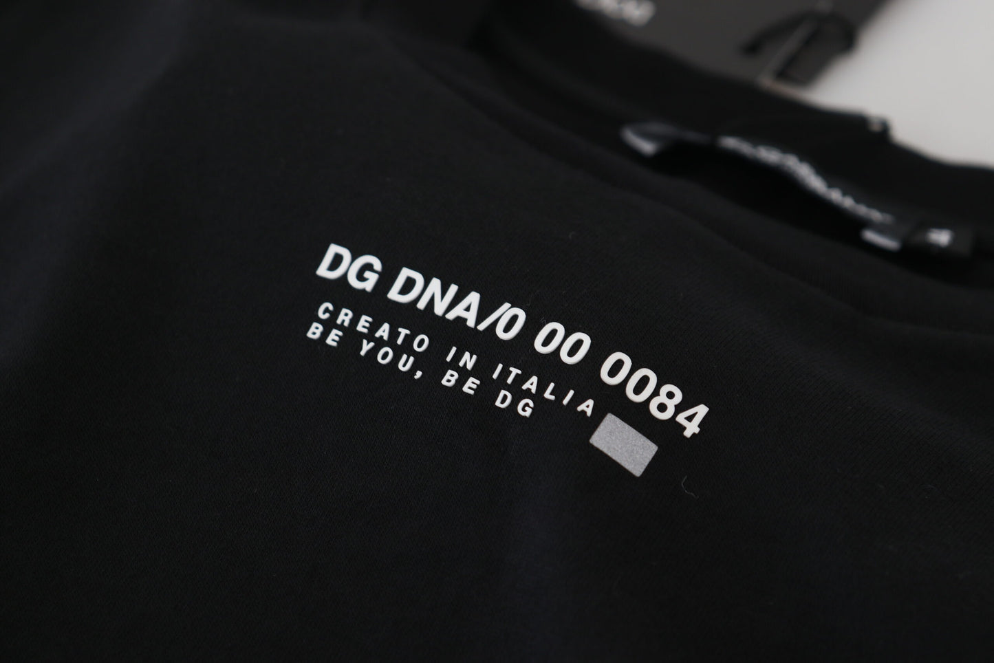 Dolce & Gabbana Elegant Black Crew Neck Tee with Logo Detail