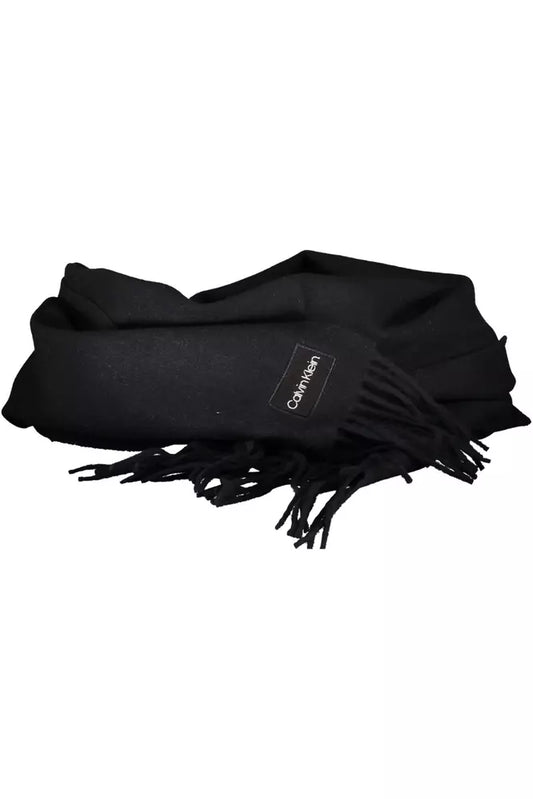 Calvin Klein Elegant Black Woolen Scarf with Logo Detail