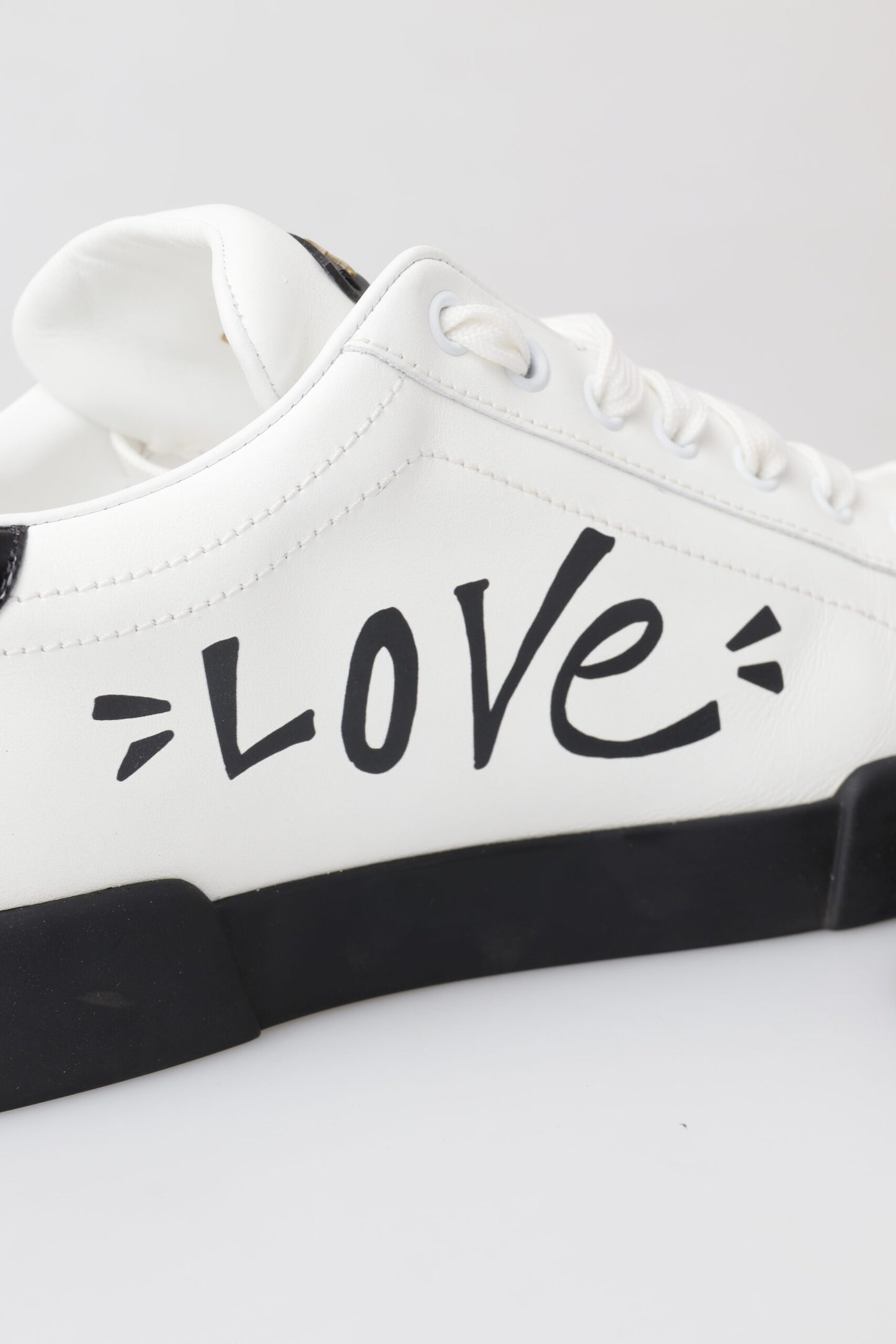 Dolce & Gabbana Elegant Portofino Low Top Sneakers - Pristine White