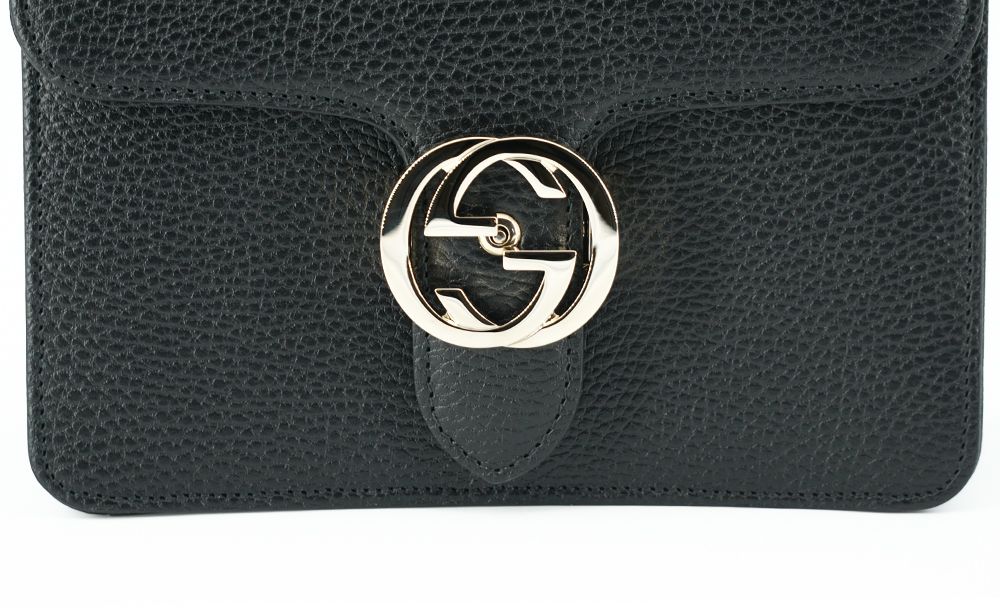 Gucci Elegant Black Leather Shoulder Bag