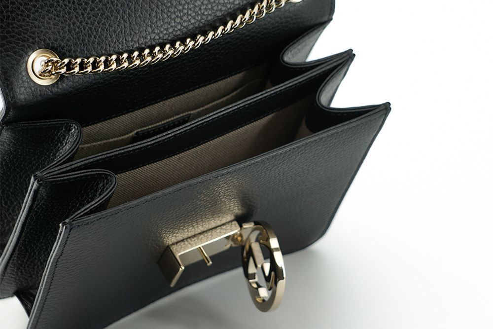 Gucci Elegant Black Leather Shoulder Bag