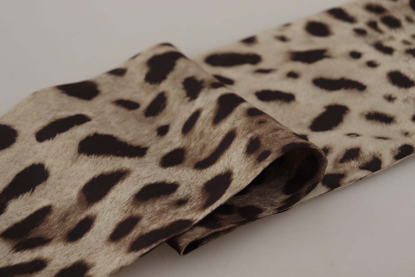 Dolce & Gabbana Elegant Silk Leopard Print Men's Scarf