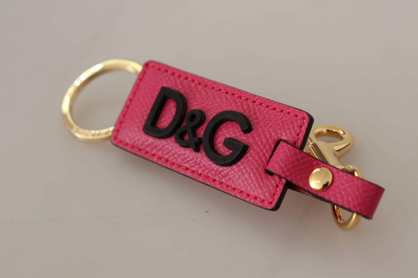 Dolce & Gabbana Elegant Leather Keychain in Pink