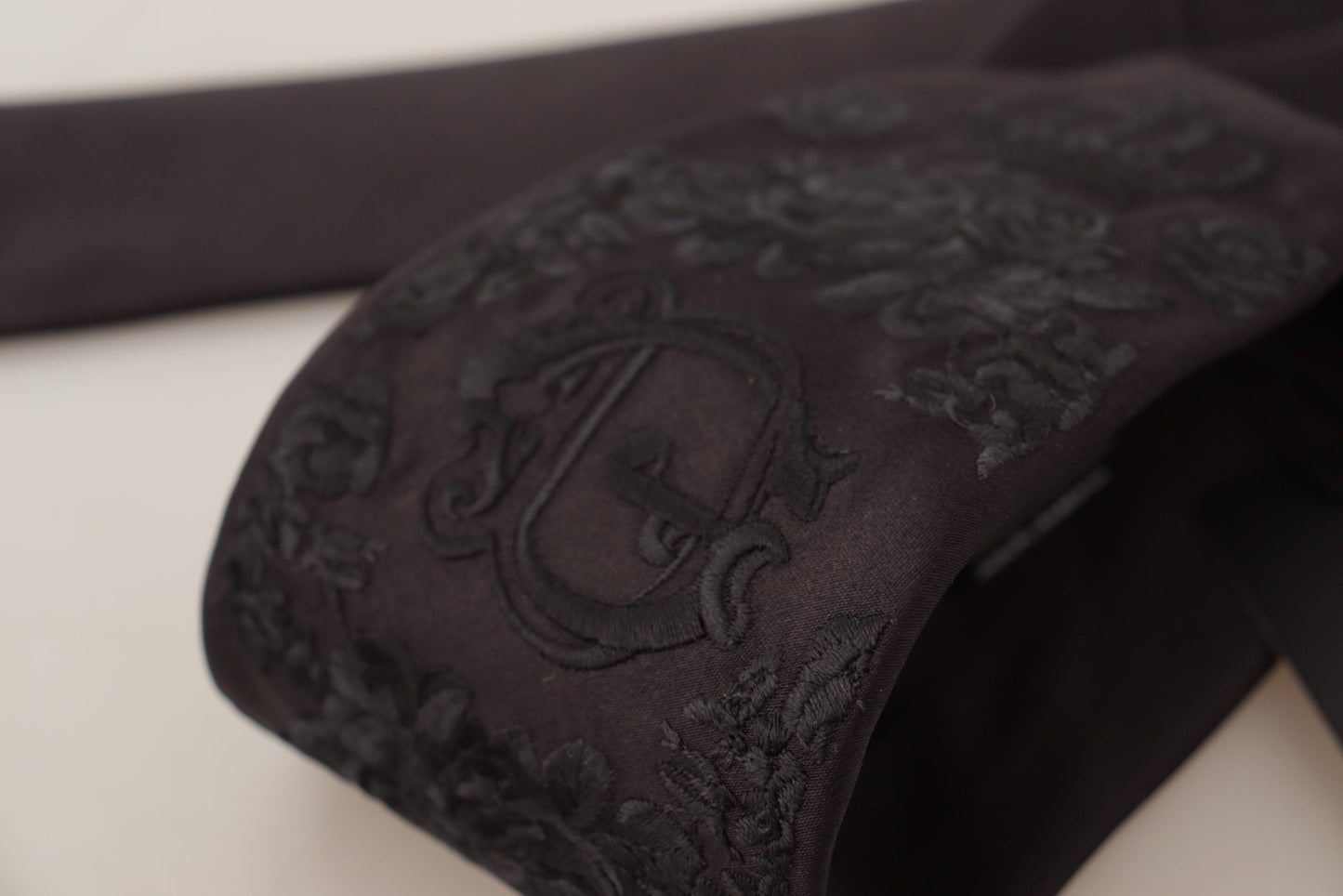 Dolce & Gabbana Elegant Silk Black Bow Tie