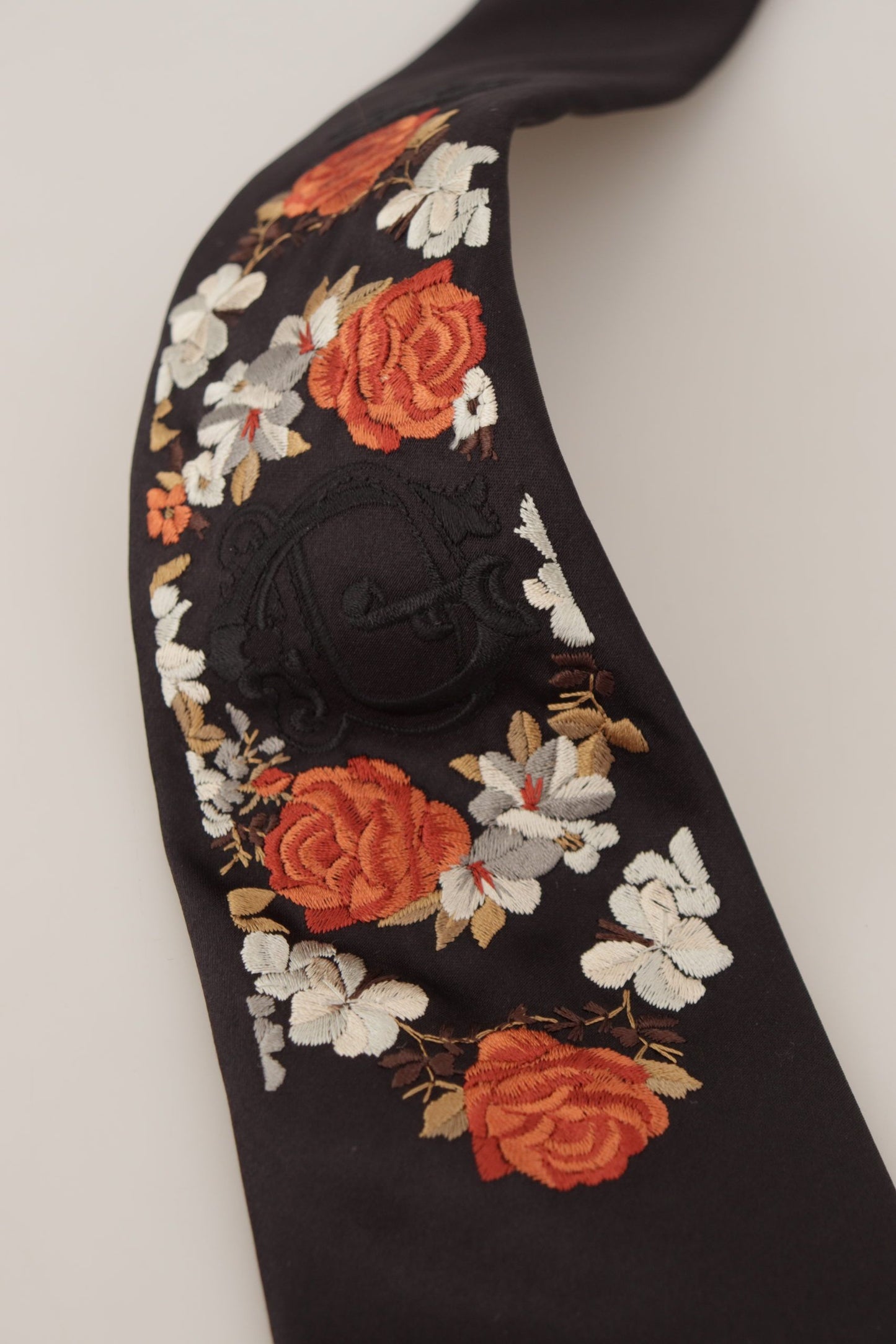 Dolce & Gabbana Elegant Black Silk Tie