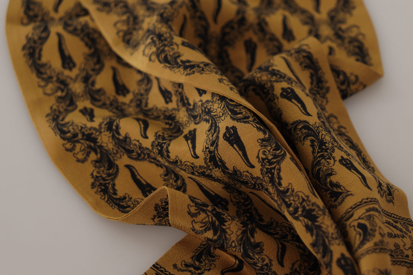 Dolce & Gabbana Elegant Silk Men's Scarf in Sunshine Yellow