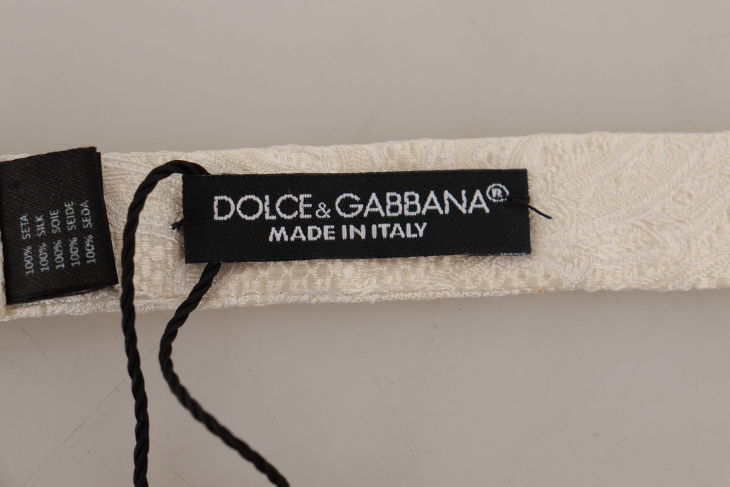 Dolce & Gabbana Elegant Silk Bow Tie in Pristine White